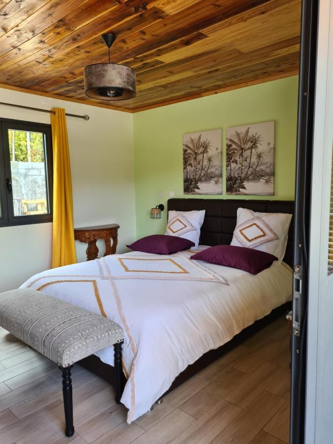 Chambres Et Tables D'Hote Du Voyageur Ла-Плен-де-Пальмист Экстерьер фото