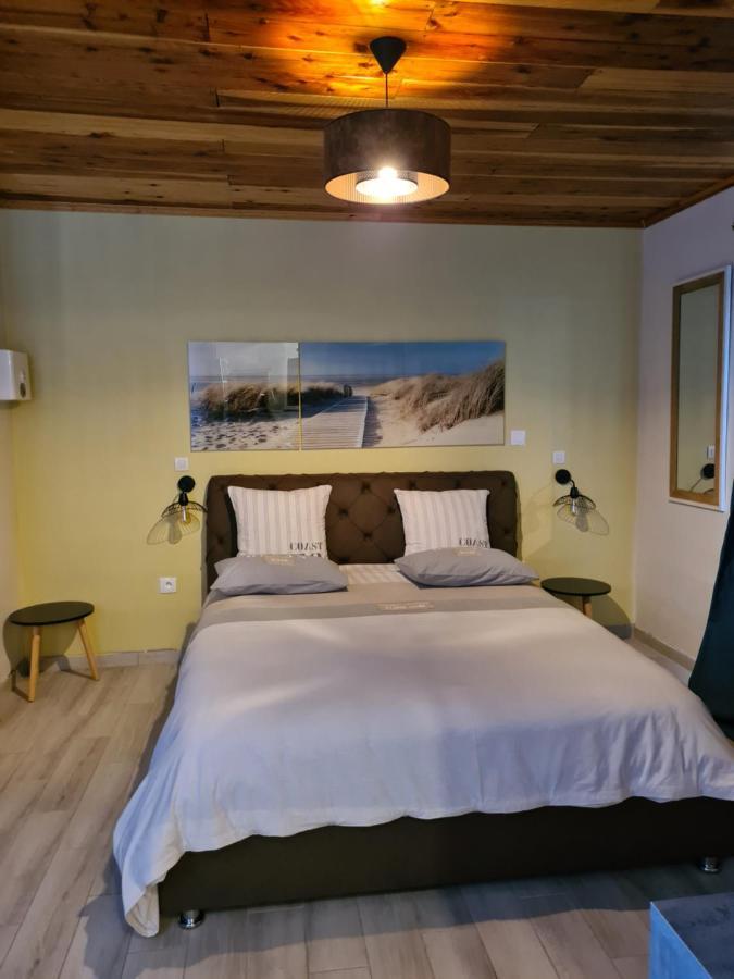 Chambres Et Tables D'Hote Du Voyageur Ла-Плен-де-Пальмист Экстерьер фото