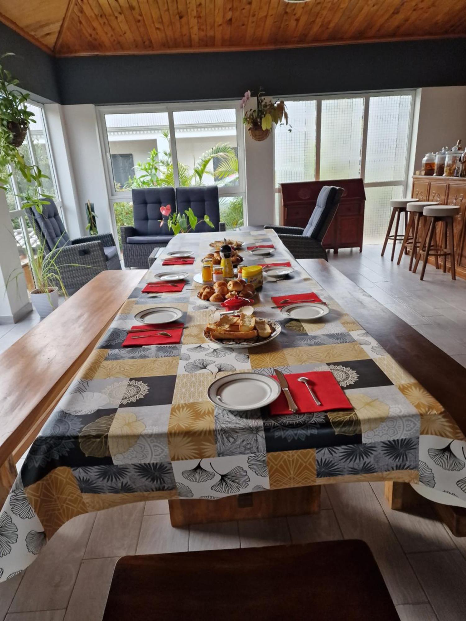 Chambres Et Tables D'Hote Du Voyageur Ла-Плен-де-Пальмист Экстерьер фото